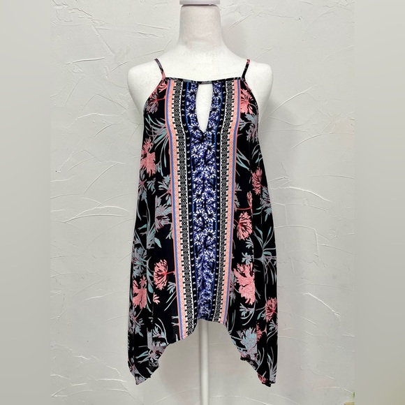 Express Handkerchief Tank Top - Picture 2 of 8